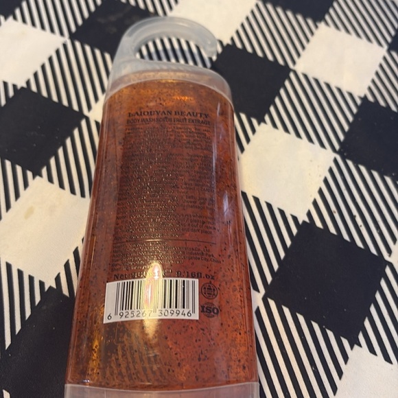 Body Scrub Set - Peach, Kiwi, Vitamin C - Picture 7 of 7